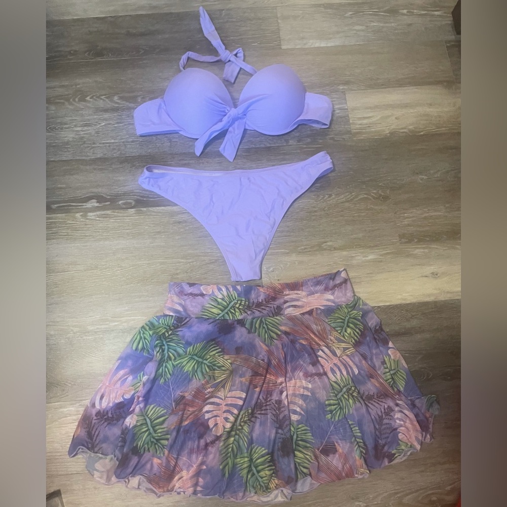 SHEIN bikini with skirt. M top, XL bottoms